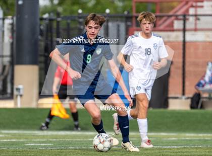 Thumbnail 3 in Valor Christian vs Thunder Ridge photogallery.