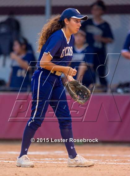 Thumbnail 3 in San Benito vs O'Connor (6A Regional Semifinal) photogallery.