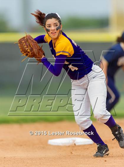 Thumbnail 3 in San Benito vs O'Connor (6A Regional Semifinal) photogallery.