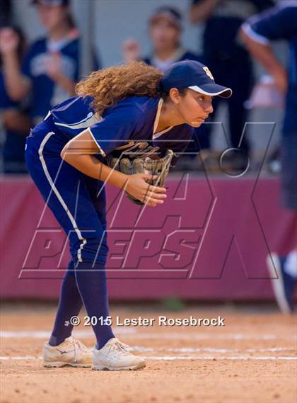 Thumbnail 3 in San Benito vs O'Connor (6A Regional Semifinal) photogallery.