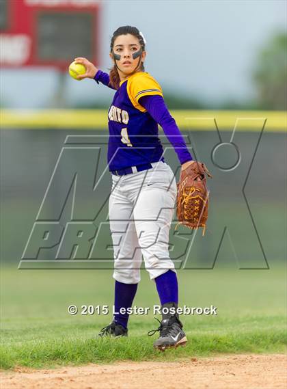 Thumbnail 2 in San Benito vs O'Connor (6A Regional Semifinal) photogallery.