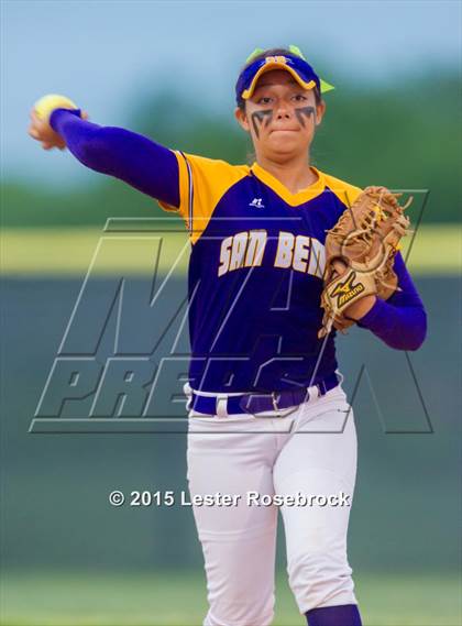 Thumbnail 2 in San Benito vs O'Connor (6A Regional Semifinal) photogallery.