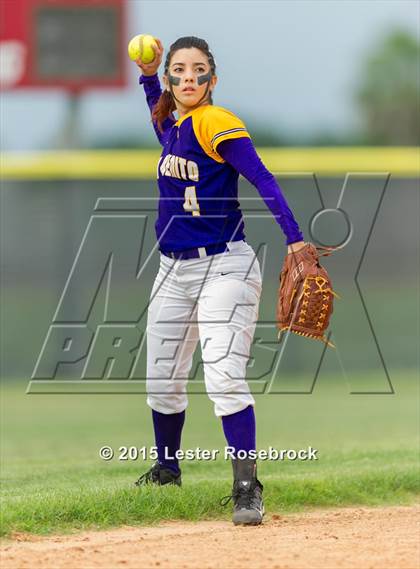 Thumbnail 3 in San Benito vs O'Connor (6A Regional Semifinal) photogallery.