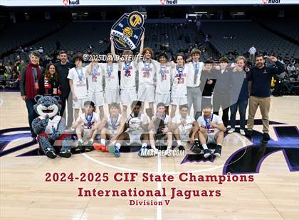 Thumbnail 3 in International (CIF State D5 Awards) photogallery.