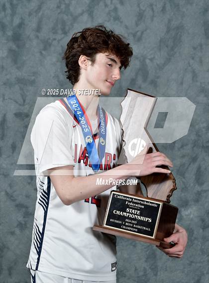 Thumbnail 2 in International (CIF State D5 Awards) photogallery.