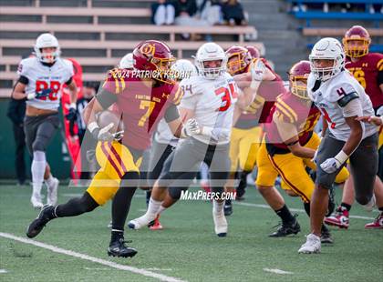 Thumbnail 2 in Eastside Catholic vs. O'Dea (WIAA 3A Semi Finals) photogallery.