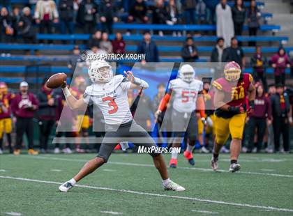 Thumbnail 2 in Eastside Catholic vs. O'Dea (WIAA 3A Semi Finals) photogallery.