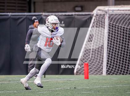 Thumbnail 3 in Eastside Catholic vs. O'Dea (WIAA 3A Semi Finals) photogallery.