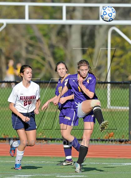 Thumbnail 2 in Cold Spring Harbor vs Oyster Bay (Section 8 Class B Final) photogallery.