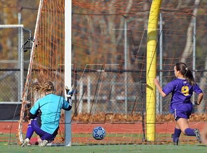 Thumbnail 3 in Cold Spring Harbor vs Oyster Bay (Section 8 Class B Final) photogallery.