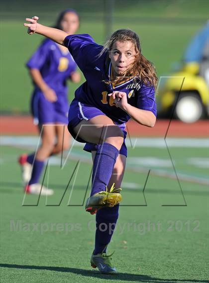 Thumbnail 2 in Cold Spring Harbor vs Oyster Bay (Section 8 Class B Final) photogallery.