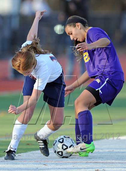 Thumbnail 3 in Cold Spring Harbor vs Oyster Bay (Section 8 Class B Final) photogallery.