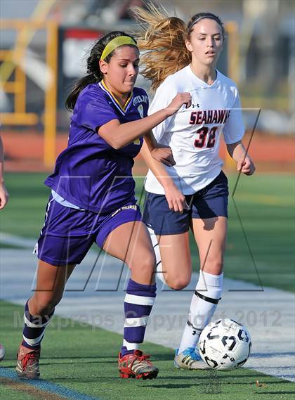 Thumbnail 3 in Cold Spring Harbor vs Oyster Bay (Section 8 Class B Final) photogallery.