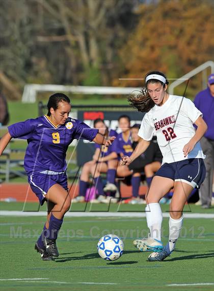 Thumbnail 3 in Cold Spring Harbor vs Oyster Bay (Section 8 Class B Final) photogallery.