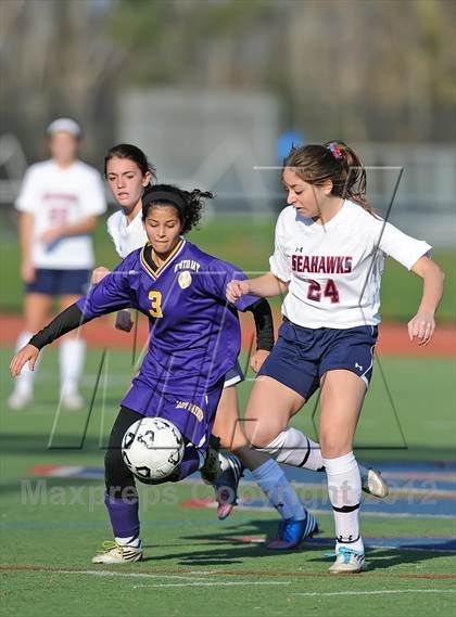 Thumbnail 1 in Cold Spring Harbor vs Oyster Bay (Section 8 Class B Final) photogallery.