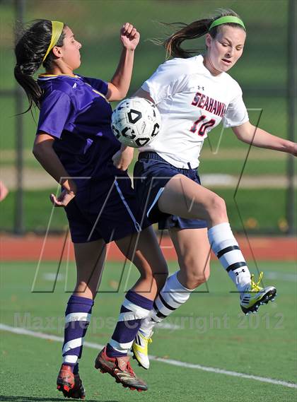 Thumbnail 1 in Cold Spring Harbor vs Oyster Bay (Section 8 Class B Final) photogallery.