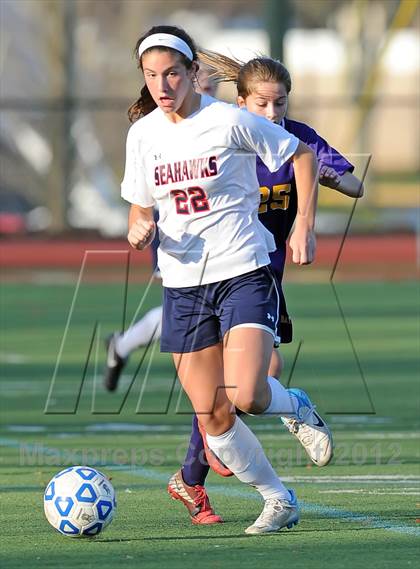 Thumbnail 3 in Cold Spring Harbor vs Oyster Bay (Section 8 Class B Final) photogallery.