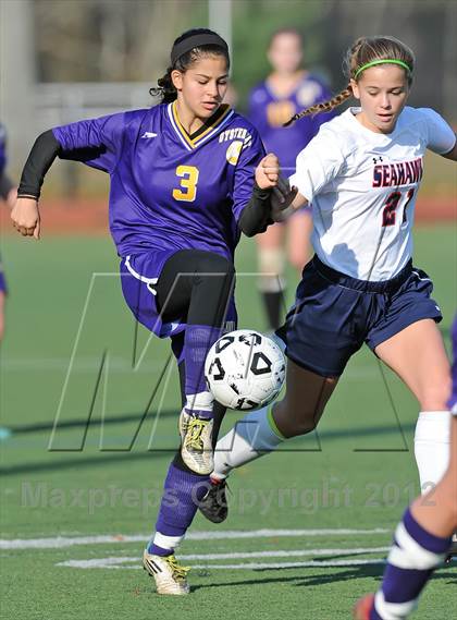 Thumbnail 3 in Cold Spring Harbor vs Oyster Bay (Section 8 Class B Final) photogallery.