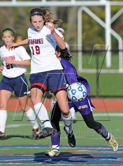 Thumbnail 2 in Cold Spring Harbor vs Oyster Bay (Section 8 Class B Final) photogallery.
