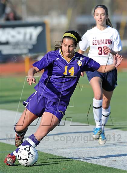 Thumbnail 1 in Cold Spring Harbor vs Oyster Bay (Section 8 Class B Final) photogallery.