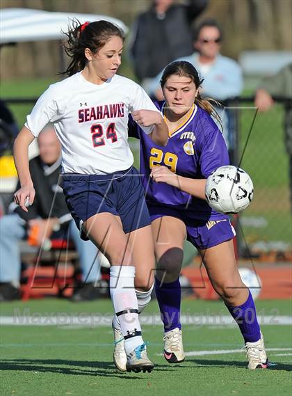 Thumbnail 1 in Cold Spring Harbor vs Oyster Bay (Section 8 Class B Final) photogallery.