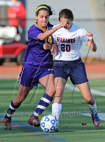 Thumbnail 3 in Cold Spring Harbor vs Oyster Bay (Section 8 Class B Final) photogallery.