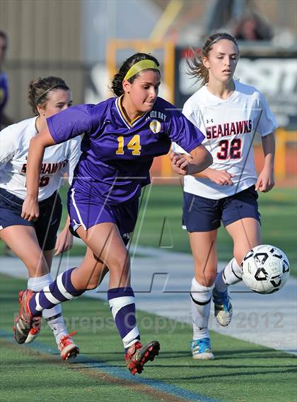 Thumbnail 1 in Cold Spring Harbor vs Oyster Bay (Section 8 Class B Final) photogallery.