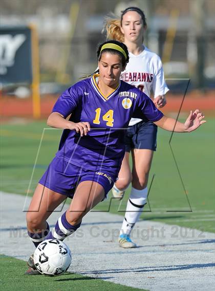 Thumbnail 3 in Cold Spring Harbor vs Oyster Bay (Section 8 Class B Final) photogallery.