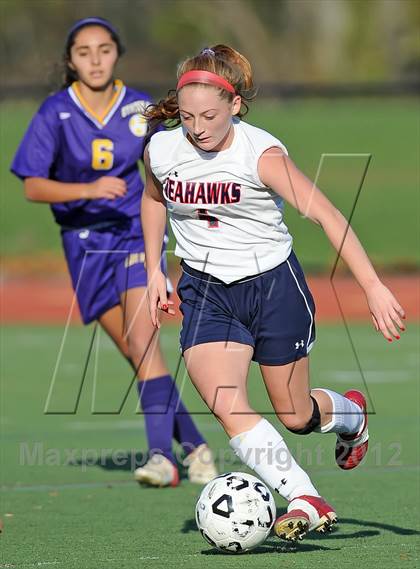 Thumbnail 2 in Cold Spring Harbor vs Oyster Bay (Section 8 Class B Final) photogallery.