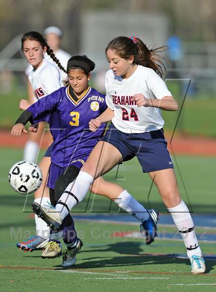 Thumbnail 2 in Cold Spring Harbor vs Oyster Bay (Section 8 Class B Final) photogallery.