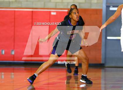 Thumbnail 3 in Mater Dei vs. Lynwood (CIF SS Open Playoffs) photogallery.