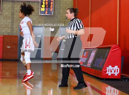 Thumbnail 2 in Mater Dei vs. Lynwood (CIF SS Open Playoffs) photogallery.