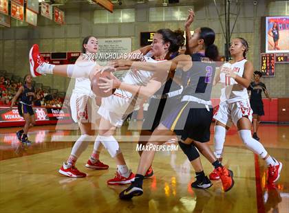 Thumbnail 2 in Mater Dei vs. Lynwood (CIF SS Open Playoffs) photogallery.