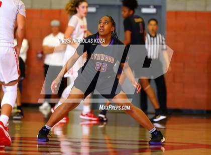 Thumbnail 1 in Mater Dei vs. Lynwood (CIF SS Open Playoffs) photogallery.
