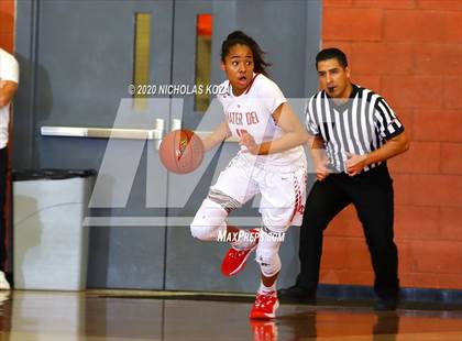 Thumbnail 1 in Mater Dei vs. Lynwood (CIF SS Open Playoffs) photogallery.