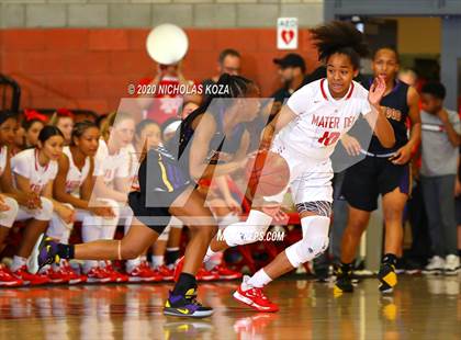 Thumbnail 3 in Mater Dei vs. Lynwood (CIF SS Open Playoffs) photogallery.