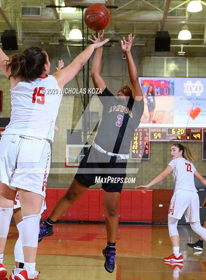 Thumbnail 1 in Mater Dei vs. Lynwood (CIF SS Open Playoffs) photogallery.
