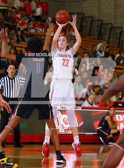 Thumbnail 3 in Mater Dei vs. Lynwood (CIF SS Open Playoffs) photogallery.