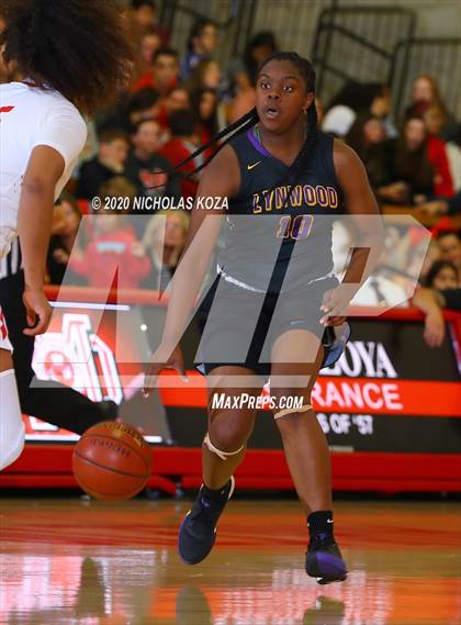Thumbnail 3 in Mater Dei vs. Lynwood (CIF SS Open Playoffs) photogallery.