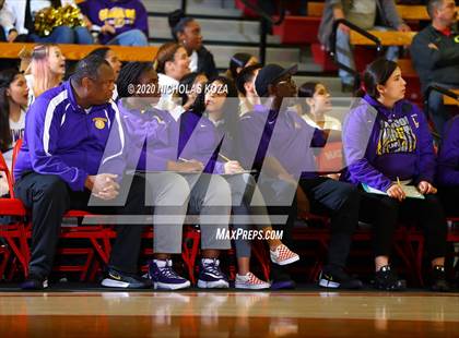 Thumbnail 1 in Mater Dei vs. Lynwood (CIF SS Open Playoffs) photogallery.