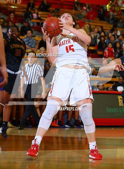 Thumbnail 2 in Mater Dei vs. Lynwood (CIF SS Open Playoffs) photogallery.