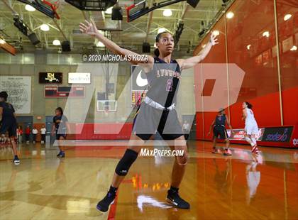 Thumbnail 1 in Mater Dei vs. Lynwood (CIF SS Open Playoffs) photogallery.