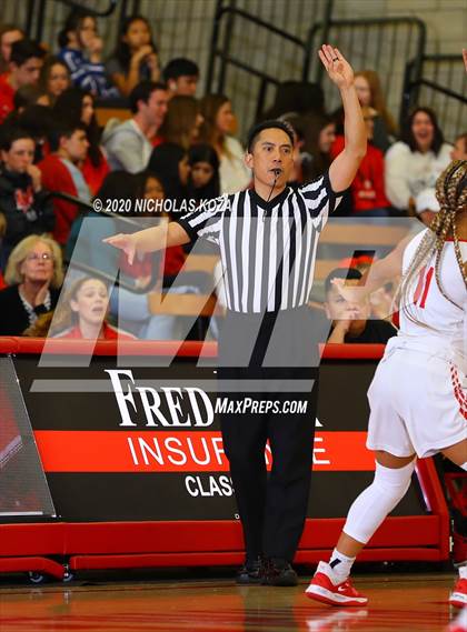 Thumbnail 2 in Mater Dei vs. Lynwood (CIF SS Open Playoffs) photogallery.