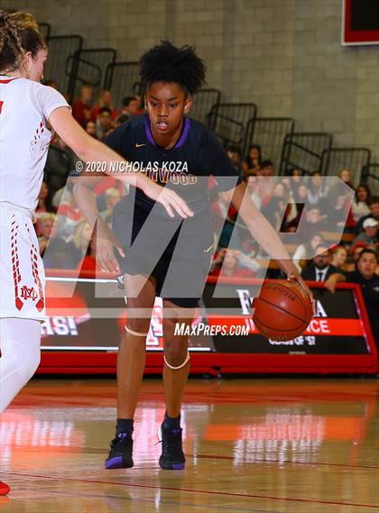 Thumbnail 1 in Mater Dei vs. Lynwood (CIF SS Open Playoffs) photogallery.