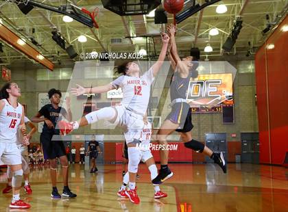 Thumbnail 2 in Mater Dei vs. Lynwood (CIF SS Open Playoffs) photogallery.