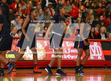 Thumbnail 3 in Mater Dei vs. Lynwood (CIF SS Open Playoffs) photogallery.