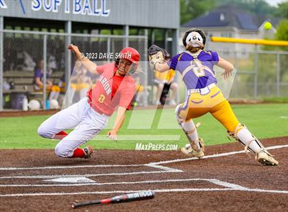 Thumbnail 1 in Indianola vs Marion (Xavier Softball Classic) photogallery.