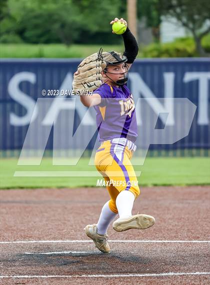 Thumbnail 1 in Indianola vs Marion (Xavier Softball Classic) photogallery.