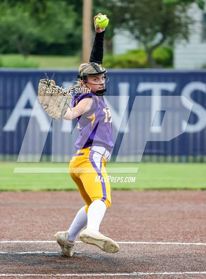 Thumbnail 3 in Indianola vs Marion (Xavier Softball Classic) photogallery.