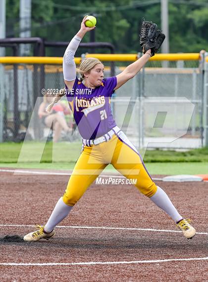Thumbnail 3 in Indianola vs Marion (Xavier Softball Classic) photogallery.